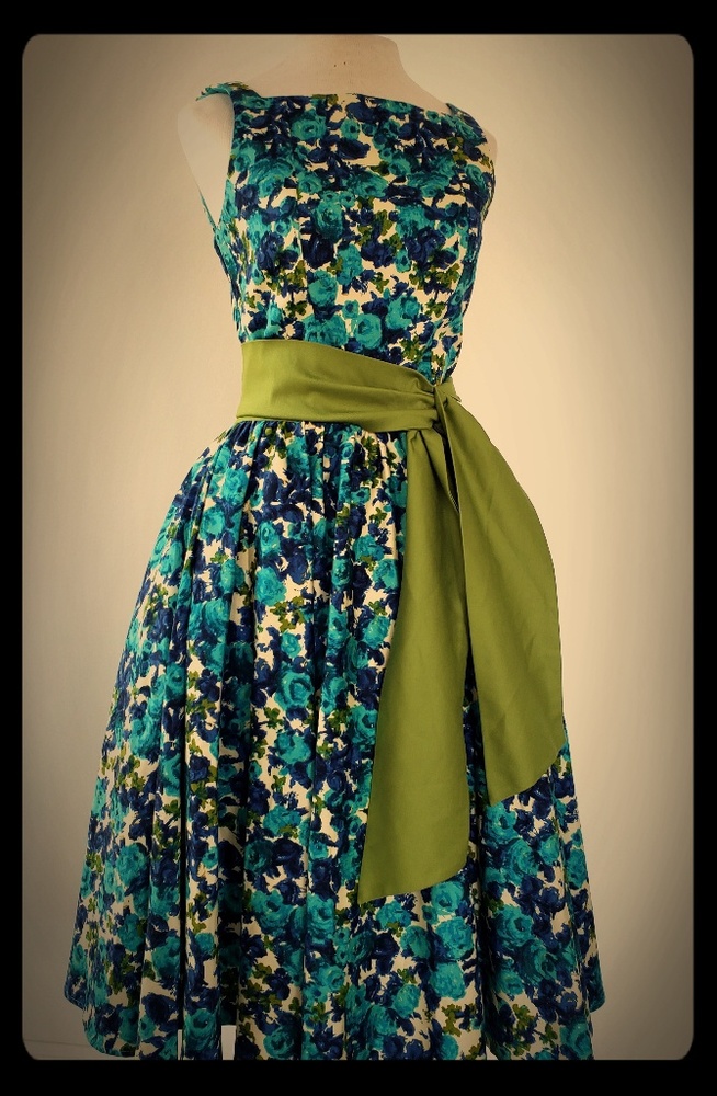 New Pinup Couture Maria Dress in Blue/Olive Floral